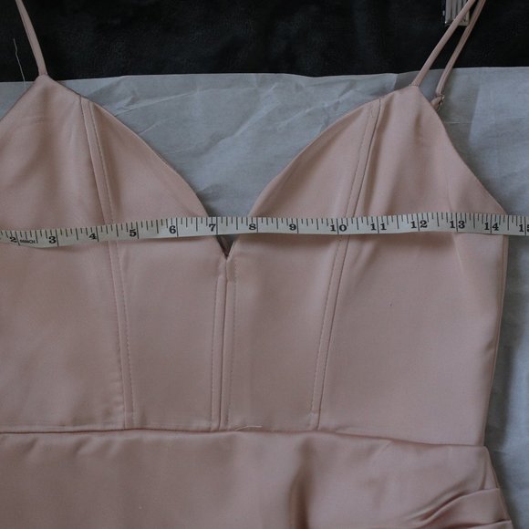 NWT BEIGE PINK SATIN EFFECT MINI DRESS. - Picture 9 of 13